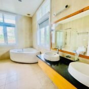 Soan Villa - Bathroom